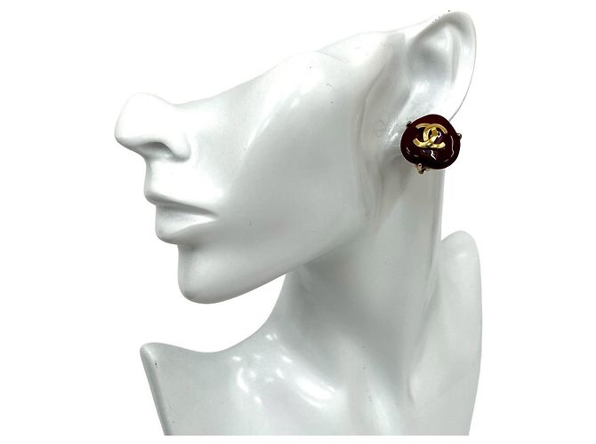 Orecchini a clip in oro e rosso con motivo Coco Mark di CHANEL D'oro