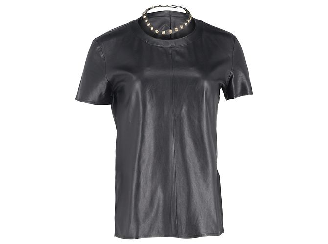 T-Shirt aus schwarzem Lammleder mit Nieten-Halsband-Akzent von Givenchy