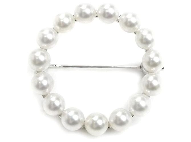 Spilla in argento con perle MIKIMOTO