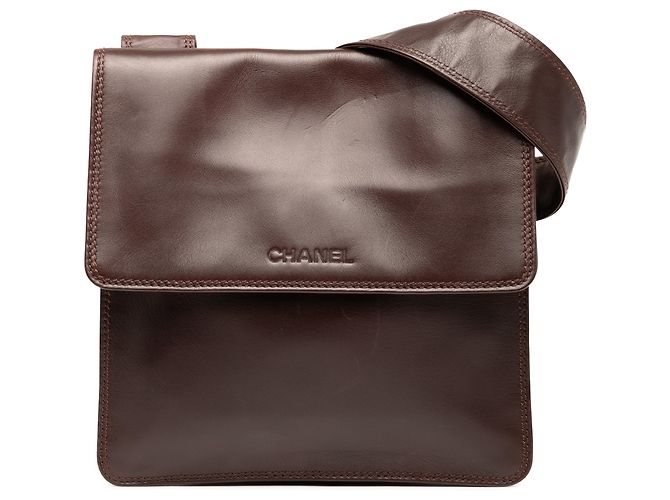 Bolsa transversal de couro de cordeiro vermelho Chanel Bordeaux