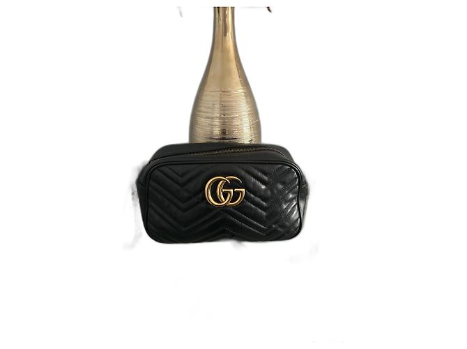 Borsa a spalla Gucci Marmont in pelle nera Nero