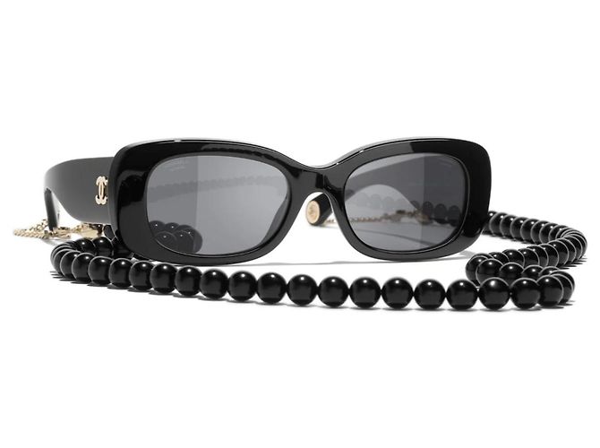 CHANEL Black Rectangular Sunglasses in Excellent Condition with Case and Box sold out
