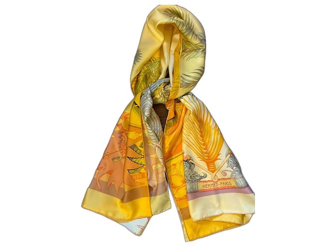 Pañuelo Hermès Aloha de seda Amarillo Verde Naranja Multicolor