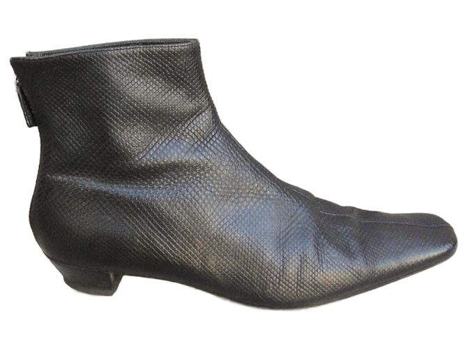 Botines Gucci de cuero negro