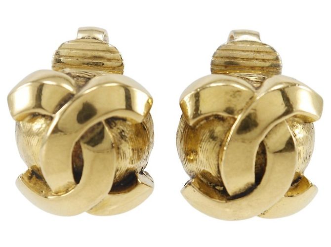 Orecchini a clip placcati in oro Chanel Coco Mark D'oro