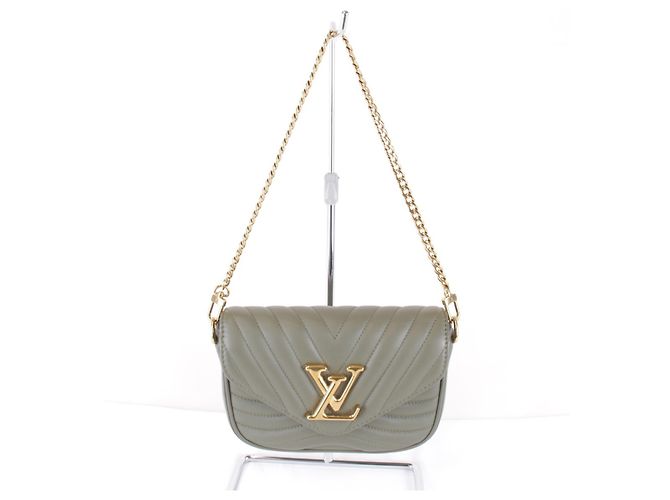 Sac à épaule Multi Pochette New Wave de Louis Vuitton Kaki