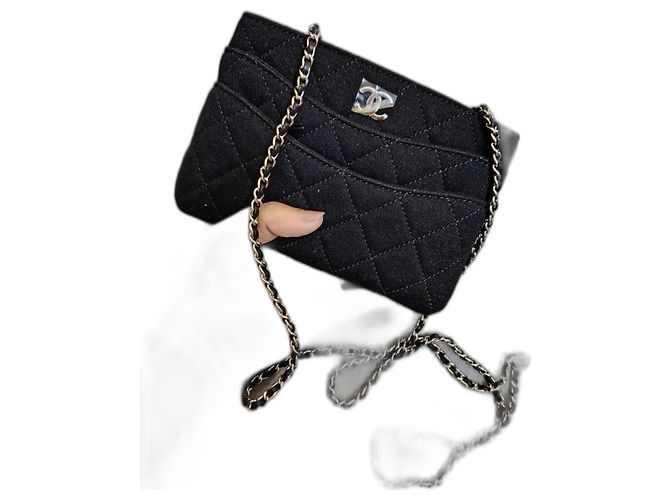 Bolsa Chanel de tecido preto