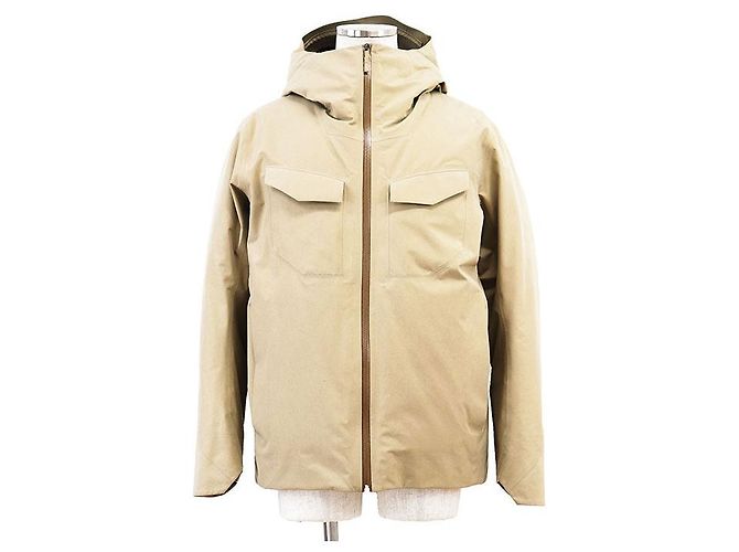 Autre Marque Jaqueta acolchoada de nylon Arc'teryx Veilance Bege