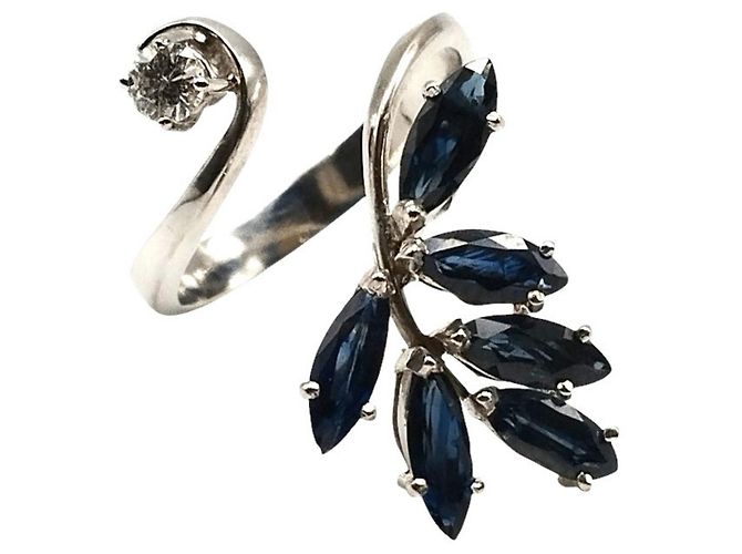 Autre Marque Anel de Ouro Branco com Safiras e Diamante Azul