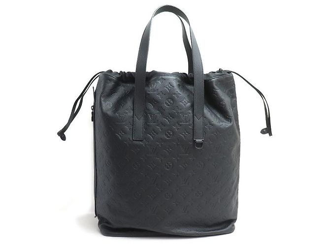 Sac à main Helmet Monogram Shadow de Louis Vuitton Noir