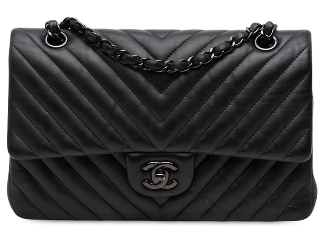 Chanel Black Medium Classic Chevron Lambskin So Black Double Flap Noir