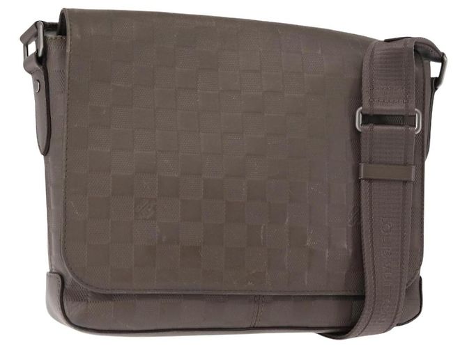Louis Vuitton District Messenger Damier Infini Leather PM Marrone