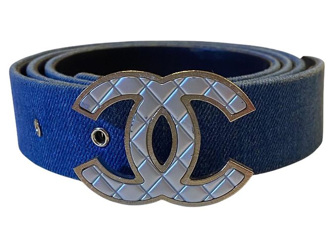 Cinto de denim azul Chanel Airlines 16P com fivela em prata fosca e ouro CC 90/36