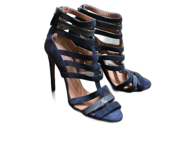 Alaïa blue leather pumps with box size 39