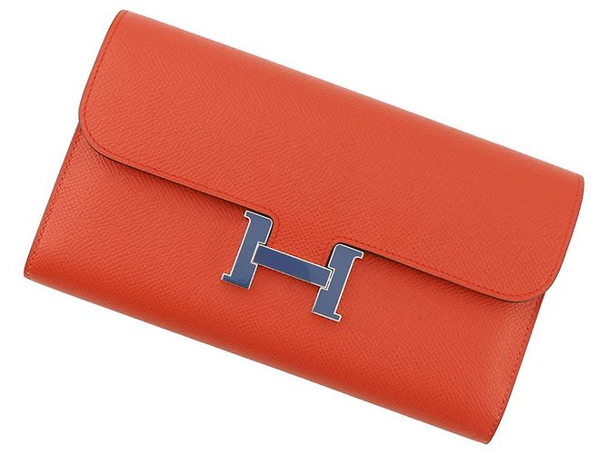 Cartera Larga Constance de Hermès en Capucine