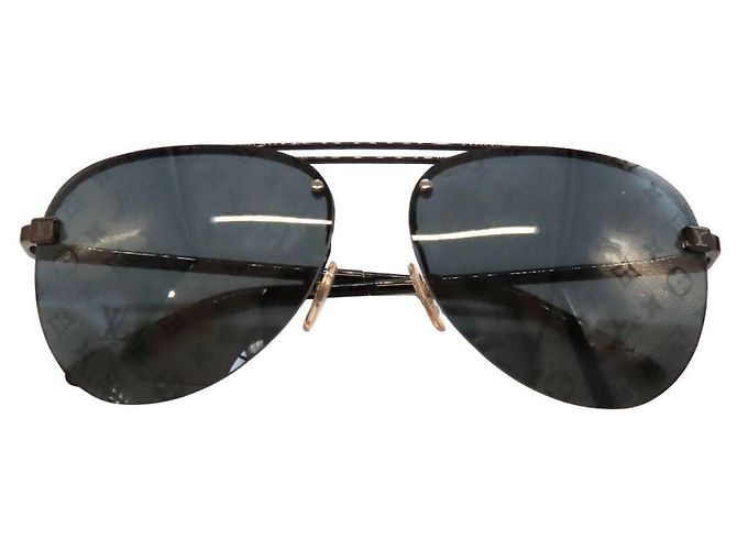 Louis Vuitton Clockwise Monogram Sunglasses Grey