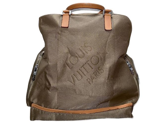 Borsa da viaggio Louis Vuitton Geant Aventurier Sabbia