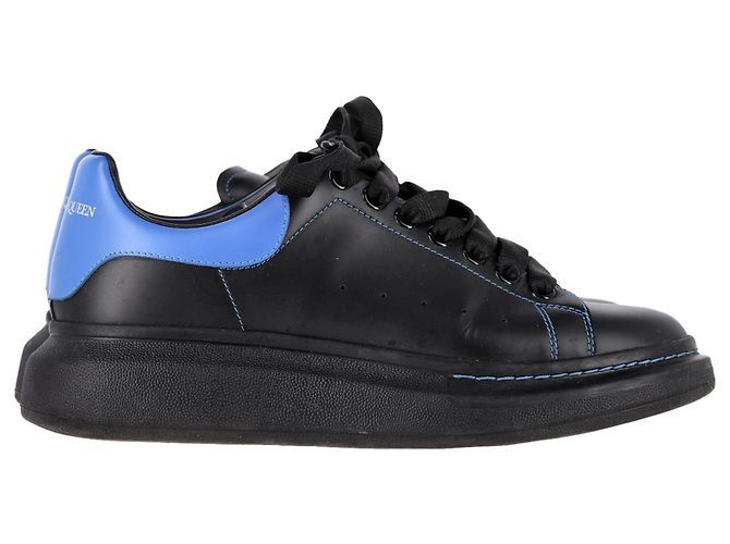 Tênis Oversized Alexander McQueen em Couro Preto