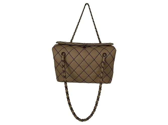 Bolsa Chanel de couro bege