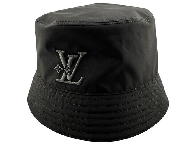 Bucket Louis Vuitton M7725L LV Smash Rain Hat Black