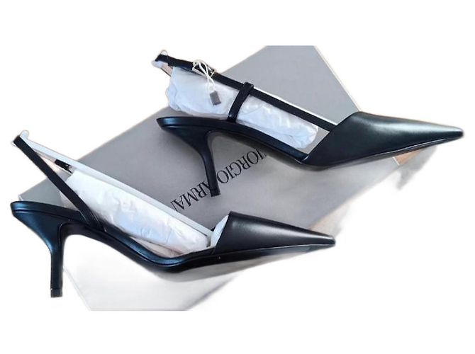 Giorgio Armani Elegante Slingbacks schwarzes Leder 38