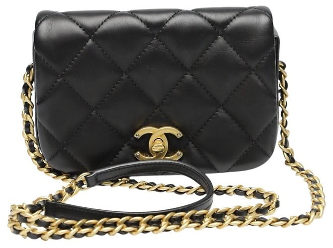 Schultertasche aus schwarzem Lammleder von Chanel