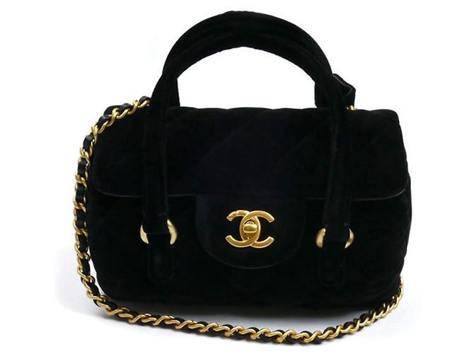 Chanel Mini Bowling Schultertasche aus Samt Schwarz