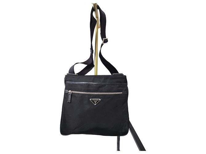 Borsa a tracolla/spalla in nylon Saffiano nera di Prada Nero