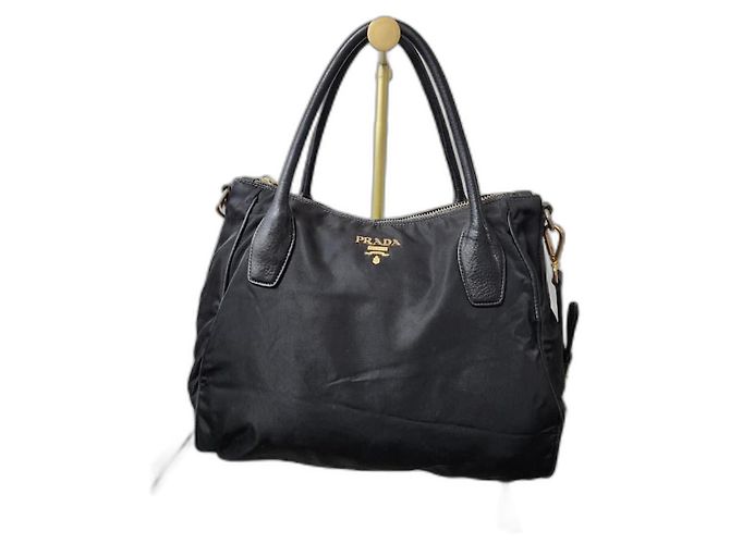 Borsa tote Prada in nylon e pelle nera Nero