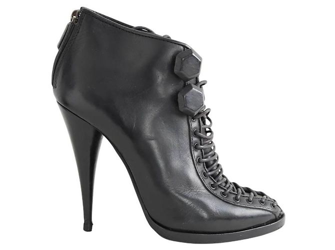 Givenchy Botas de couro pretas com cadarço Preto