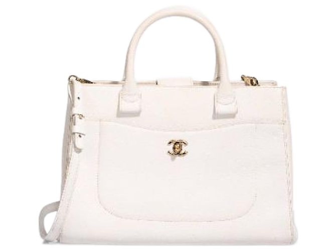 Bolsa CHANEL Neo Executive em Couro Branco - 102996