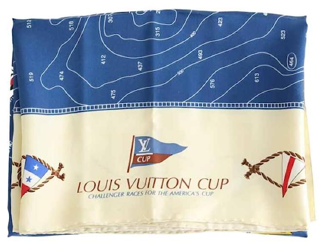 Louis Vuitton Blue silk scarf  ref.2600714