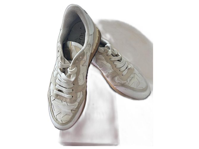 Red Valentino Valentino Sneaker mit Türkis Weiß
