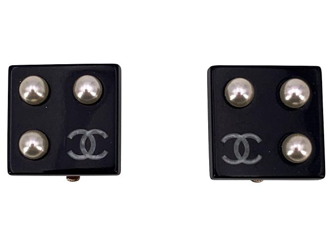 Timeless Orecchini in plastica Chanel CC Nero 