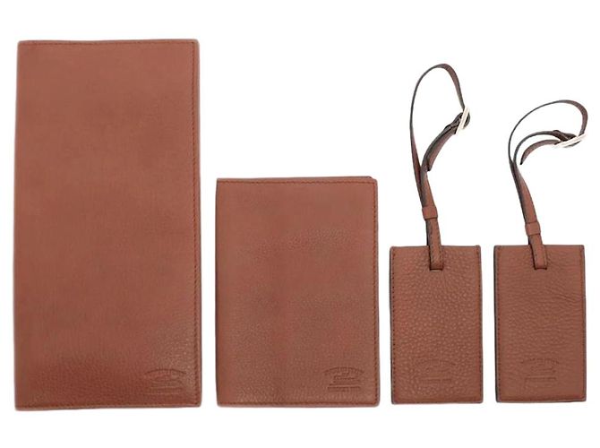 Gucci Brown leather travel accessories set