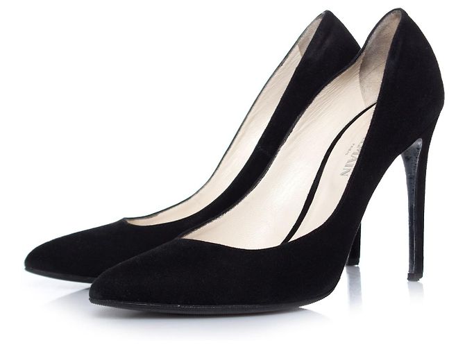 Balmain black suede pumps.