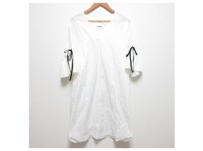 Autre Marque Muveil Work V-Neck Flare Sleeve Dress White