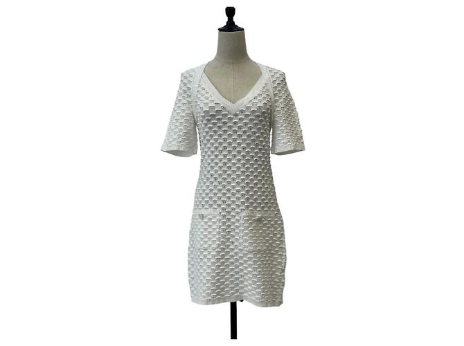 Timeless Chanel Coco Mark Strickkleid Weiß