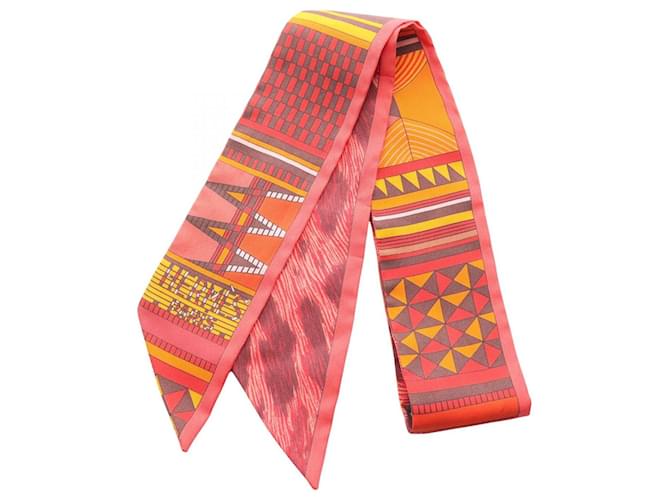 Foulard en soie PELAGES ET CAMOUFLAGE d'Hermès Multicolore  ref.2611452