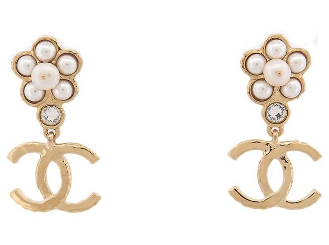 NOVAS ARGOLAS DE OUVIDO CHANEL LOGO CC PENDENTES COM PEROLAS E STRASS Dourado