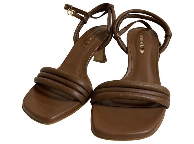 Autre Marque Odette e Odile Leather Sandals Brown