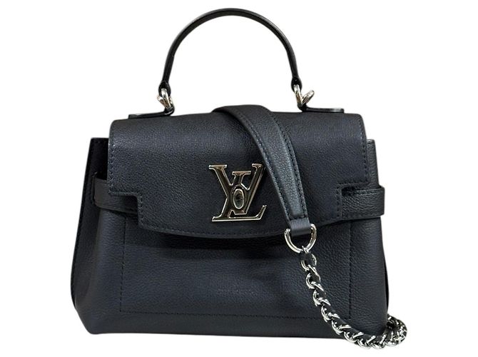 Louis Vuitton Lock Me Ever MINI Schultertasche Schwarz