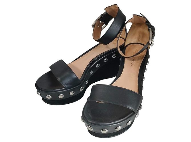 Autre Marque Sandales compensées en cuir cloutées Gianvito Rossi