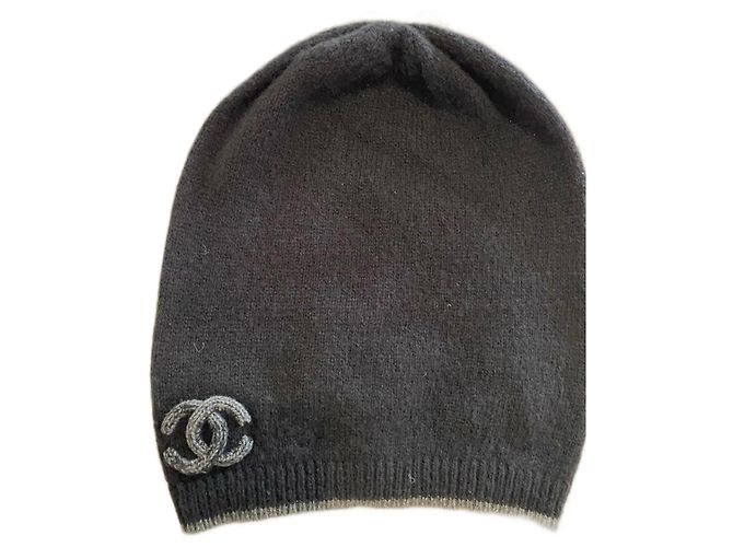 Chanel cashmere beanie black