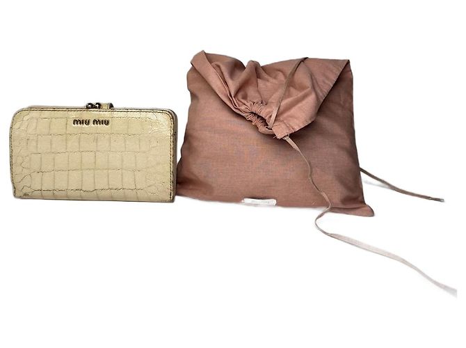 Vintage Miu Miu Leather Crocodile Emblossed White