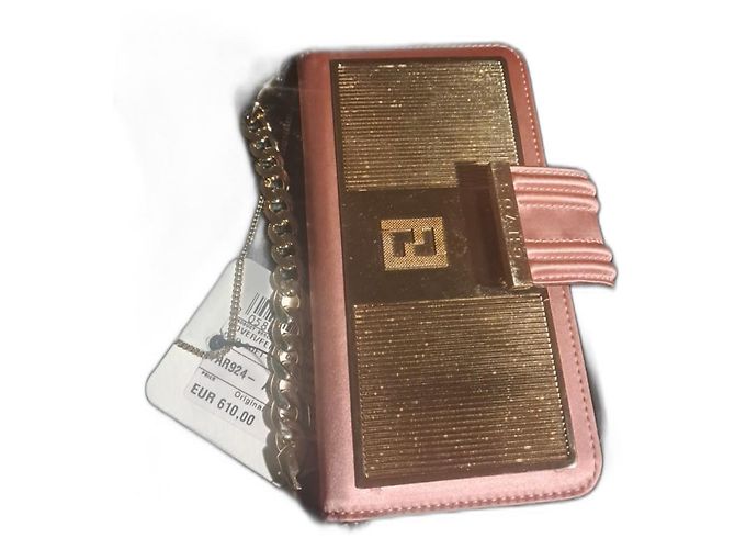 Cover FENDI per iPhone 11 Pro Rosa