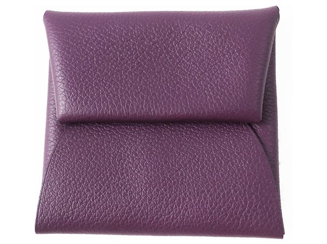 Monedero Bastia de Hermès en Cassis Rouge Garance Roja Morado oscuro