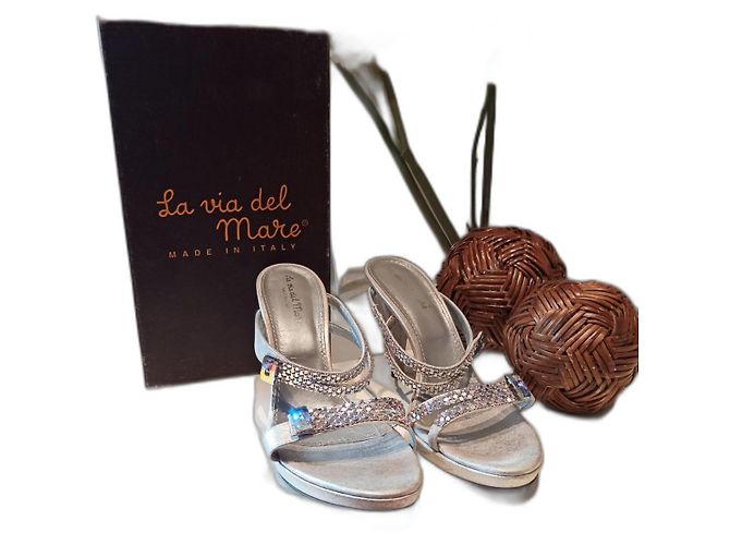 Autre Marque Via de la Mare Sandalen Leder Weiß Grau 39