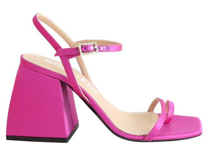 Nodaleto Pink heels
