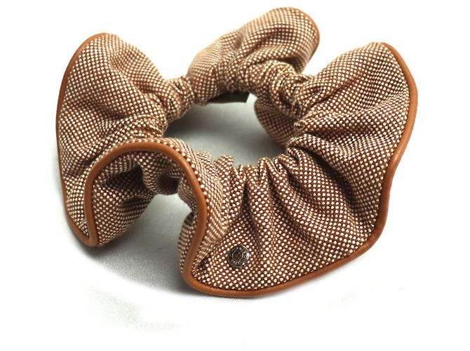 Scrunchie em Toile H Claudia da Hermès Marrom 